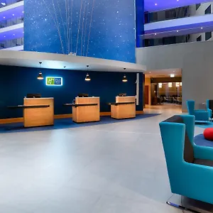 Express - London Heathrow T4 By Ihg מלון