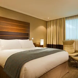 Sofitel London Heathrow מלון